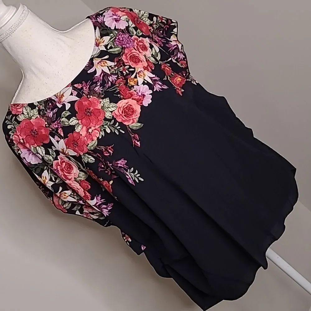 Bubble  B sz 2XL  floral blouse